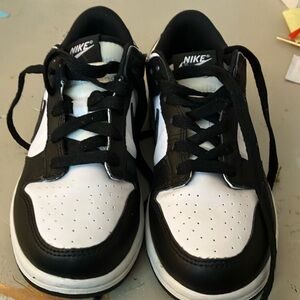 NIKE Dunk Low Retro Black & White Panda, Size 3 youth Sneaker